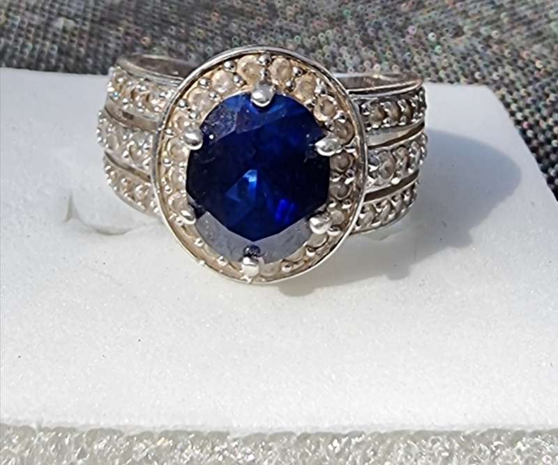 "BLUE SAPPHIRE" Oval CZ 925 Sterling Silver Dress Ring.( Genuine Silver. )