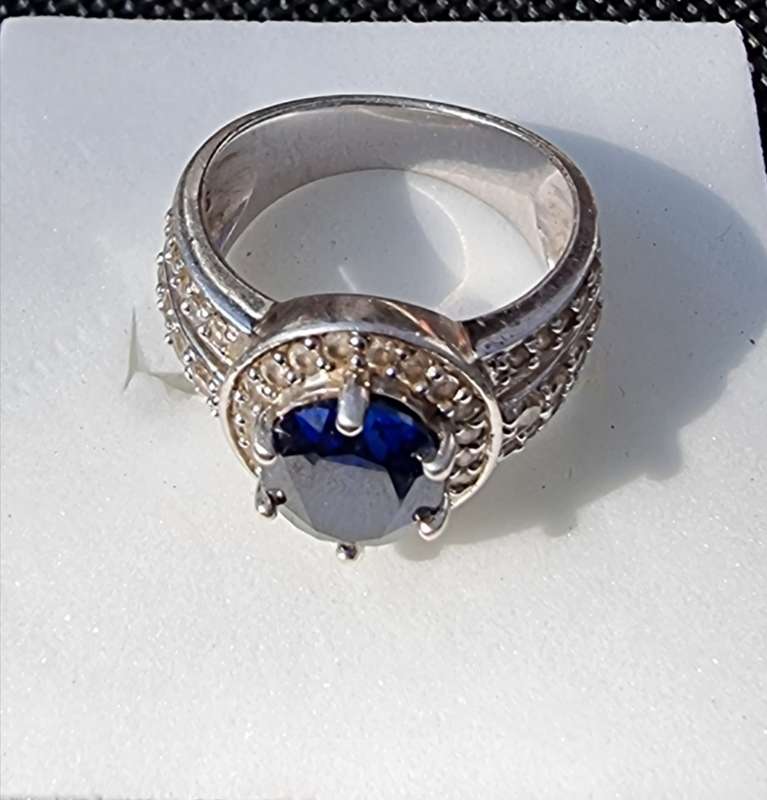 "BLUE SAPPHIRE" Oval CZ 925 Sterling Silver Dress Ring.( Genuine Silver. )