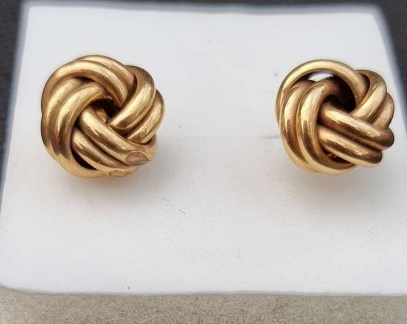 "KNOT" 9CT Yellow Gold Stud Earrings. ( Genuine Gold. )