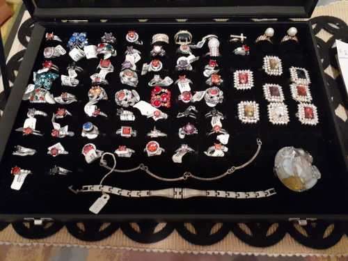 Christmas Combo 2 Costume Jewellery (Rings with display Case) see photos..E22