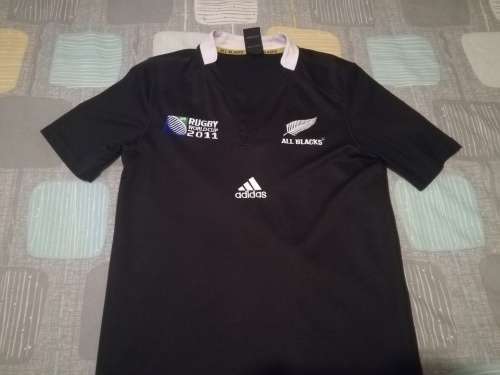 New Zealand All Blacks 2011 Rugby World Cup Jersey Small