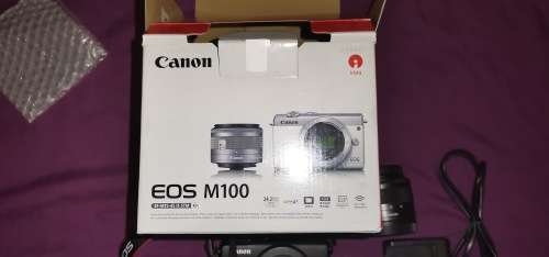 Canon M100