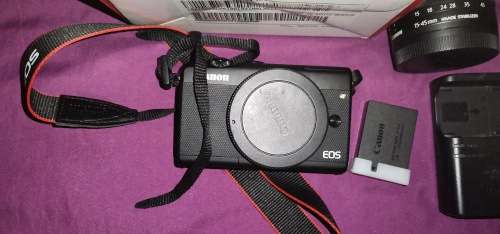 Canon M100