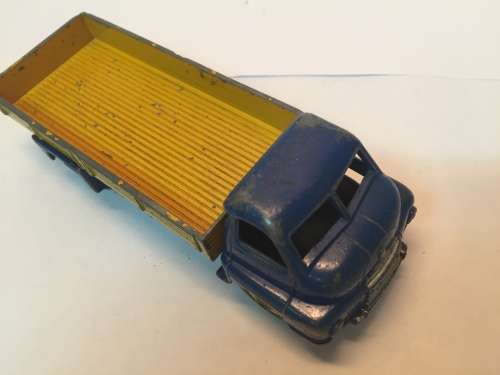DINKY TOYS BY MECCANO BIG BEDFORD LORRY TOTALLY ORIGINAL WITH ORIGINAL BOX