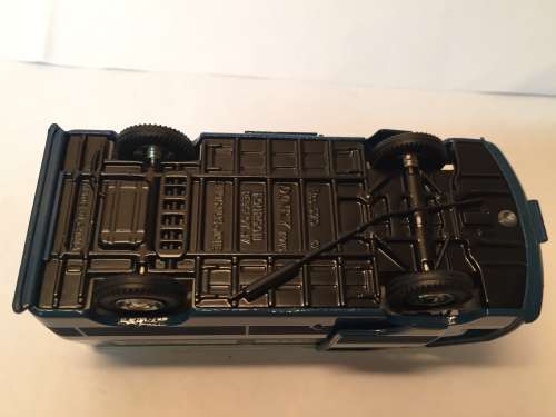 Atlas Edition - Rare - Dinky Toys 570 FOURGON TOLE J7. PEUGEOT