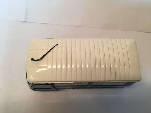 Atlas Edition - Rare - Dinky Toys 570 FOURGON TOLE J7. PEUGEOT