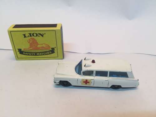 Matchbox Lesney No.54 S&S Cadillac Ambulance