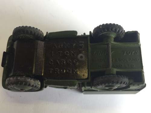 Dinky Toys 641 Army 1-ton cargo truck in original box