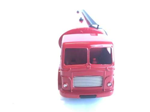 Atlas Edition -  Dinky Supertoys - Please Read - 943 Tanker ESSO