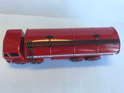 Atlas Edition -  Dinky Supertoys - Please Read - 943 Tanker ESSO