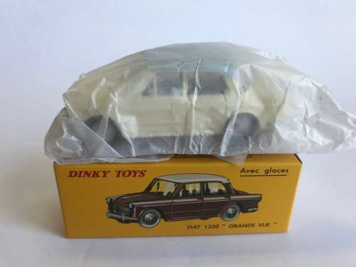 Atlas Edition - RARE - FIAT 1200 "GRANDE VUE"