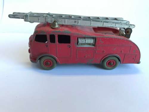 Dinky Toys 955 Fire Engine
