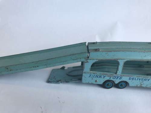 DINKY TOYS 582 PULLMORE CAR TRANSPORTER WITH RAMP