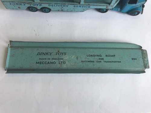 DINKY TOYS 582 PULLMORE CAR TRANSPORTER WITH RAMP