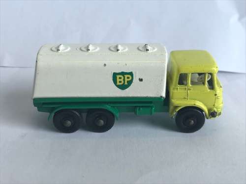 Matchbox Lesney Bedford BP Tanker Truck No. 25 with Original Box