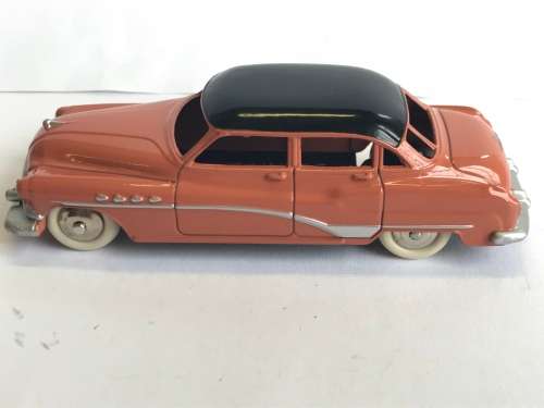 Atlas Edition - Dinky Toys 24V BUICK ROADMASTER
