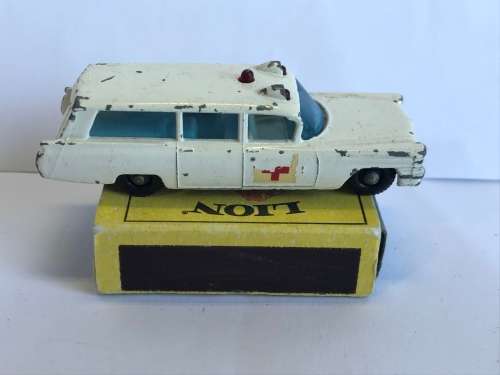 Matchbox Lesney 54 b Cadillac Ambulance