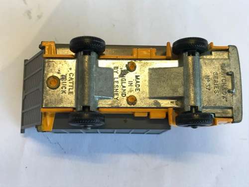 Lesney Matchbox #37 Cattle Truck With Original Box