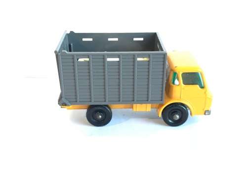 Lesney Matchbox #37 Cattle Truck With Original Box