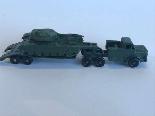 Matchbox Lesney Major Pack #M3 - Tank Transporter and Centurion Tank