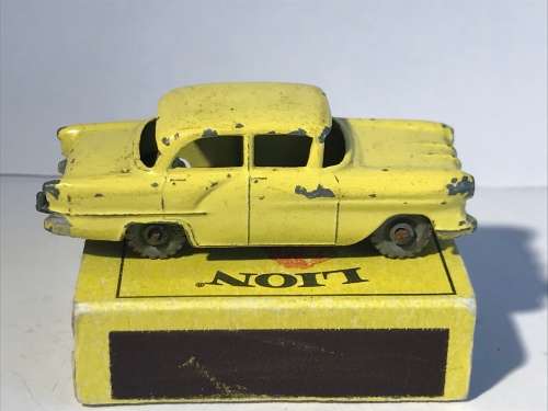 MOKO MATCHBOX #45 - VAUXHALL VICTOR