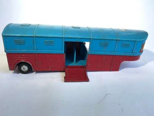 Corgi Major Toys No. 1130, Chipperfields Circus Horse Transporter + 3 Horses
