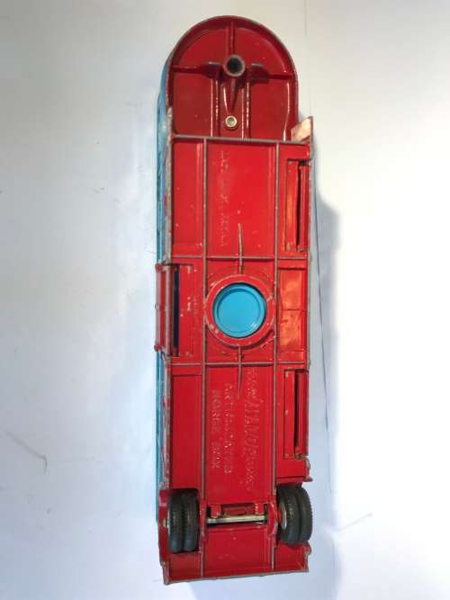 Corgi Major Toys No. 1130, Chipperfields Circus Horse Transporter + 3 Horses