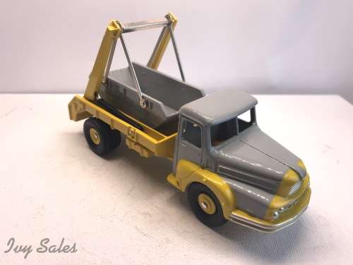 Atlas Edition - DINKY SUPERTOYS 38A CAMION UNIC MULTIBENNE MARREL - SUPER RARE