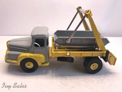 Atlas Edition - DINKY SUPERTOYS 38A CAMION UNIC MULTIBENNE MARREL - SUPER RARE