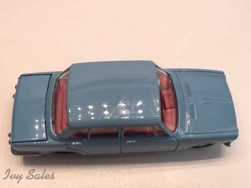 Atlas Edition - DINKY TOYS 523 - Simca 1500 sedan