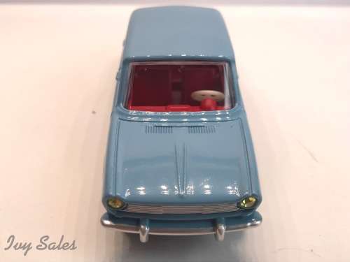Atlas Edition - DINKY TOYS 523 - Simca 1500 sedan