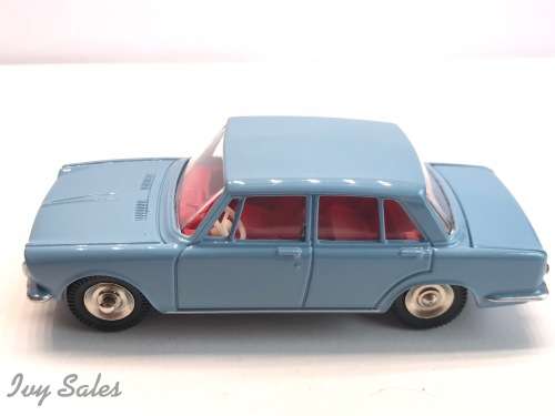 Atlas Edition - DINKY TOYS 523 - Simca 1500 sedan