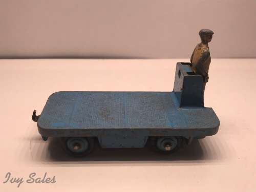 DINKY TOYS #14a BEV Truck