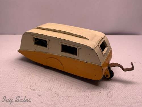 Dinky Toy #190 Caravan