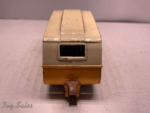 Dinky Toy #190 Caravan