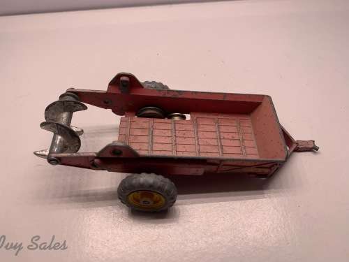 DINKY TOYS #321 - Massey-Harris Manure Spreader - VERY BAD