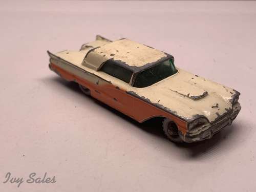 Matchbox Moko Lesney #75 Ford Thunderbird