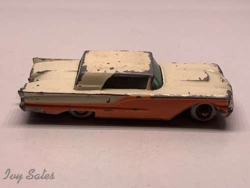 Matchbox Moko Lesney #75 Ford Thunderbird