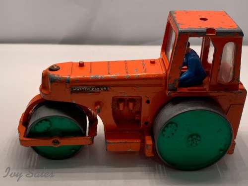 DINKY TOYS #279 AVELING BARFORD DIESELROAD ROLLER