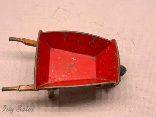 DINKY TOYS #105B GARDEN WHEELBARROW