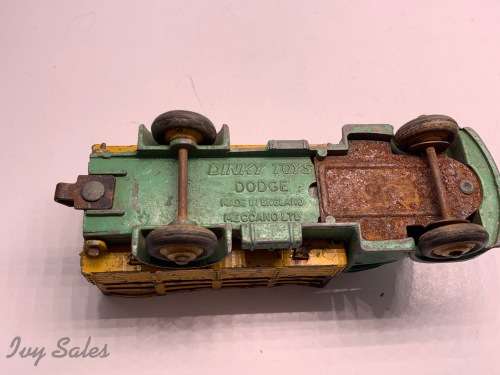 DINKY TOYS #343 DODGE FARM PRODUCE WAGON TRUCK
