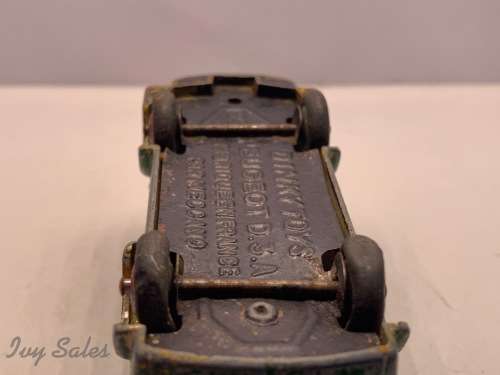 French Dinky Toys #25b Peugeot D3A Van