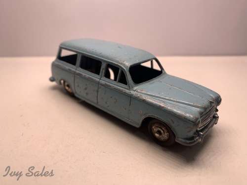 DINKY TOYS #24F 403 PEUGEOT