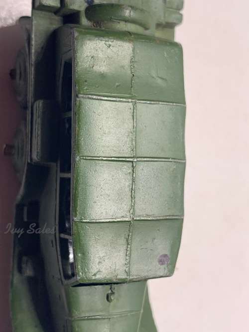 DINKY TOYS #152b ARMY 6 WHEELED RECONNAISSANCE VEHICLE