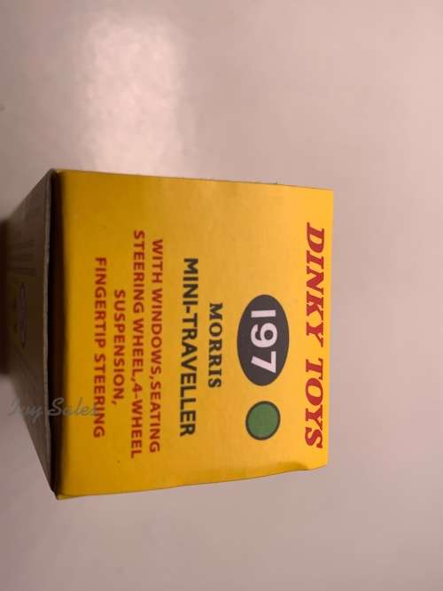 DeAgostini Dinky Toys #197 Morris Mini Traveller