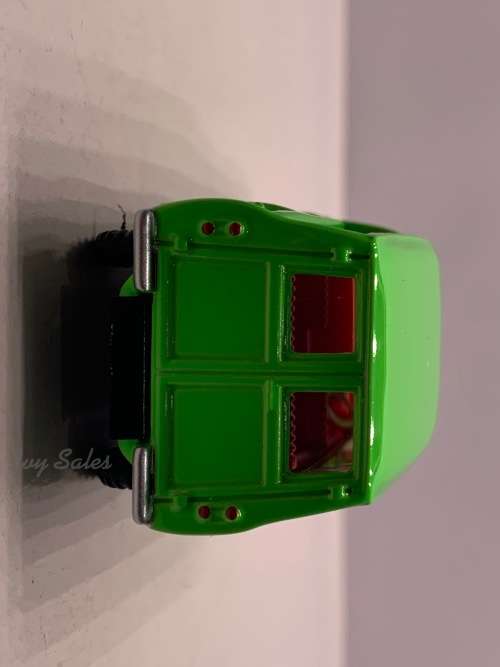 DeAgostini Dinky Toys #197 Morris Mini Traveller