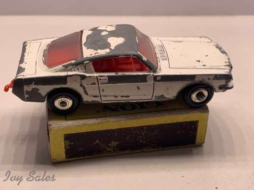 Matchbox #8 Ford Mustang