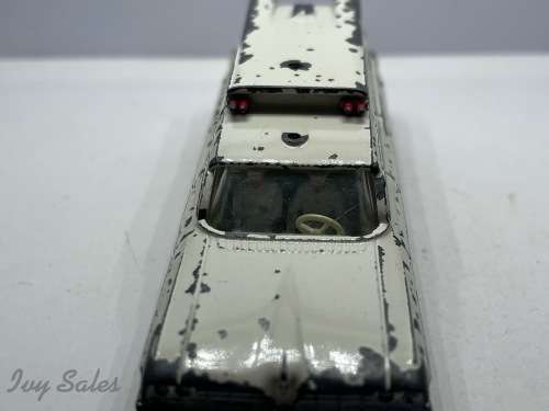 DINKY TOYS #263 SUPERIOR CRITERION AMBULANCE