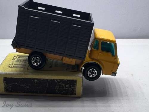 Matchbox Superfast #37 Dodge Cattle Truck