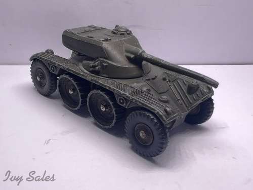 French Dinky Toys #827 Tank FL-10 PANHARD